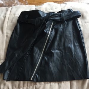 Black pleather skirt with zip front